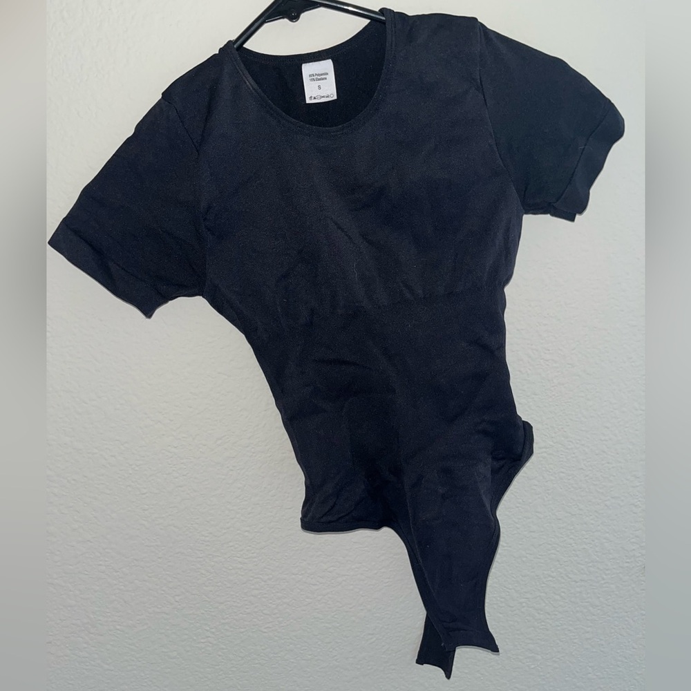 Body contour body suit